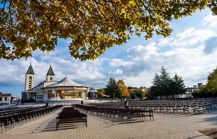 Your 7-Day Pilgrimage to Mother Mary